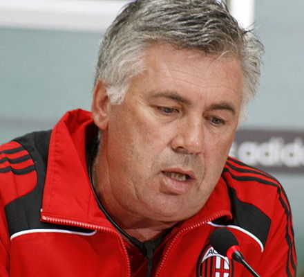 Carlo Ancelotti va guanyar la Lliga de Campions de la UEFA en dues ocasions com a entrenador del Milan.