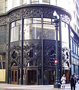 South State Street entrance to the Carson, Pirie, Scott and Company Store by Sullivan (1899)