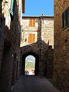 Via Borgo di Mezzo