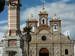 Catedral Riobamba.jpg