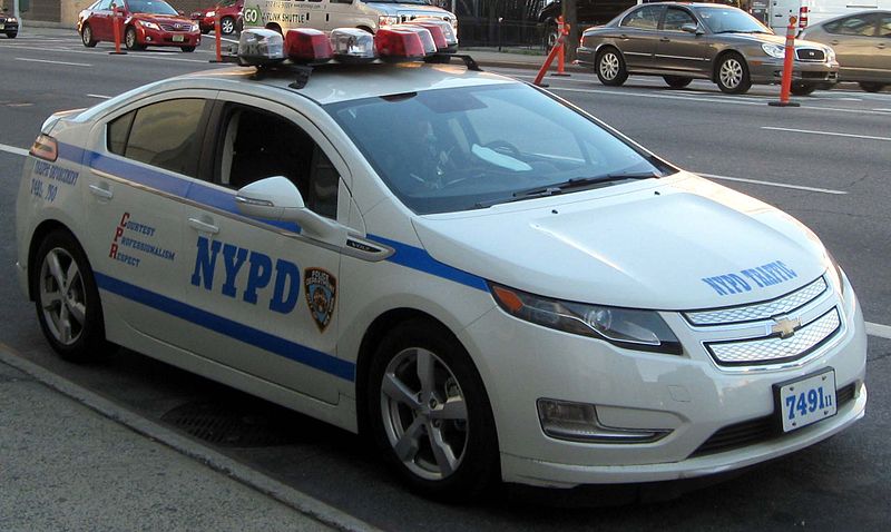 File:Chevrolet Volt NYPD -- 04-04-2012.JPG