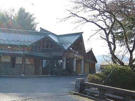 Chikuzen-Iwaya Station