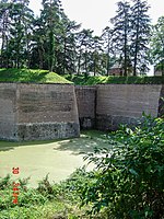 City walls of Le Quesnoy in 2005 11.jpg