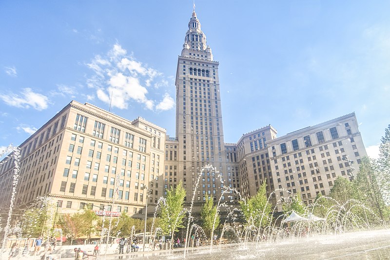 File:Cleveland Public Square (27995731706).jpg