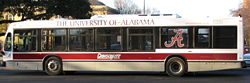 نمای جانبی Crimson Bus. JPG