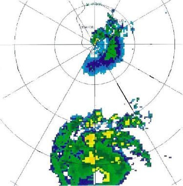 Radar image of Dora passing south of Hawaii. Doraradar99.JPG