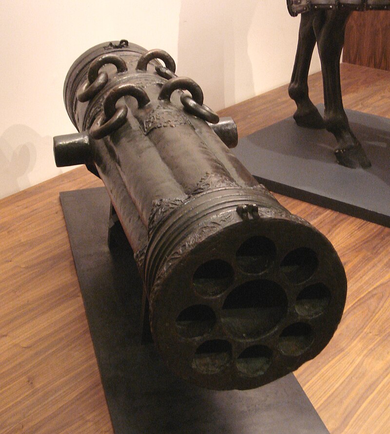 مدافع عثمانية 800px-Early_16th_century_Ottoman_volley_gun