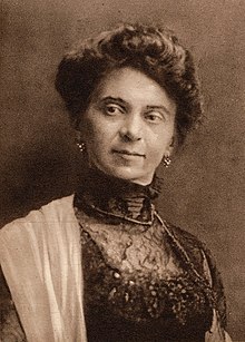 Emma Rtoók Hungarian writer - One hundred Hungarians book - Volume VII, 1915 (2) (cropped).jpg