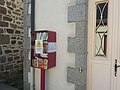 wikimedia_commons=File:Ernée - boite à livres - mapillary 527967541899501.jpg