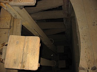 View into the shaft of the show mine with its man engine Fahrkunst OBM.jpg