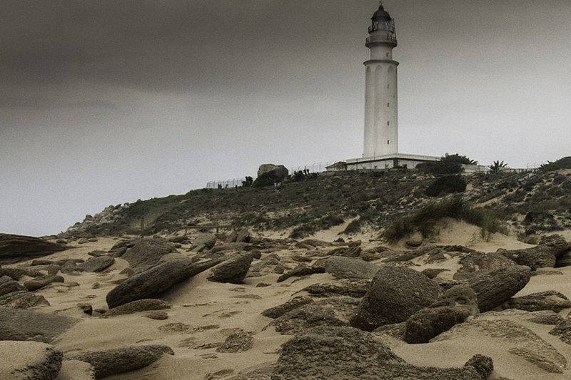 File:Faro de Trafalgar, Caños de Meca. - panoramio.jpg