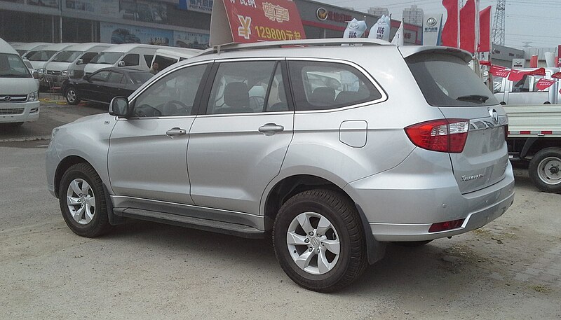 File:Foton Sauvana 02 China 2016-04-09.jpg