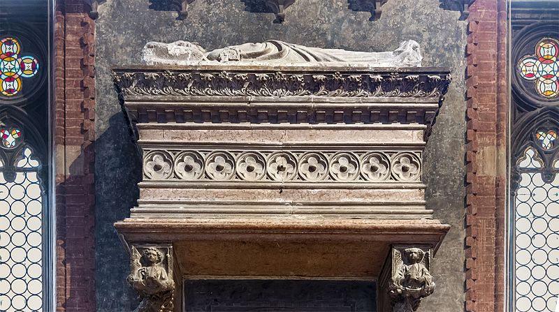 File:Frari (Venice) nave left - St.Peter Chapel - Monument to Pietro Emiliani.jpg