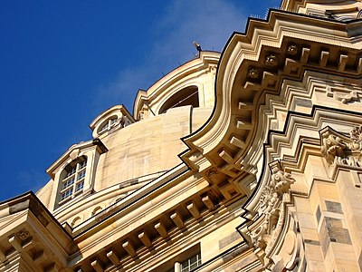 cornice below the dome on the Dresden Frauenkirche