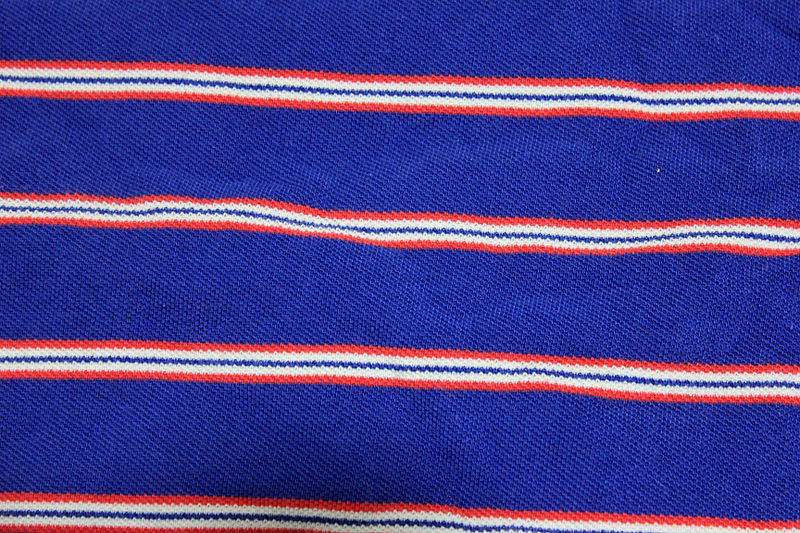 File:Gfp-blue-with-red-white-stripes-pattern.jpg