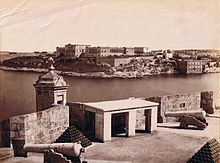 Bighi Hospital in 1875 Giorgio Sommer - Malta, Naval Hospital.jpg