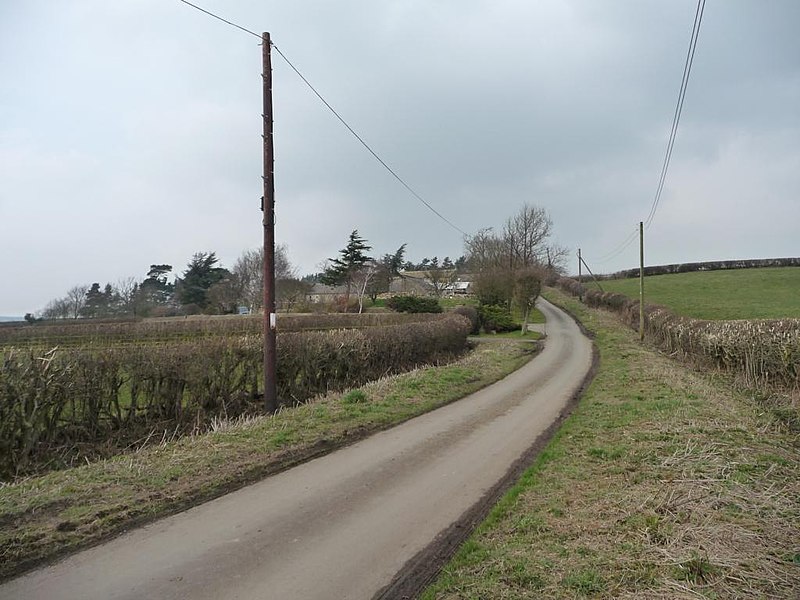 File:Green Lane heading north past Healthwaite Hall - geograph.org.uk - 4390395.jpg