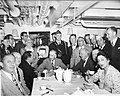 סא"ל שלמה אראל מארח את אנשי הקהילה היהודית בניו יורק בחדר אוכל קצינים בפריגטה אח"י משגב (ק-30).