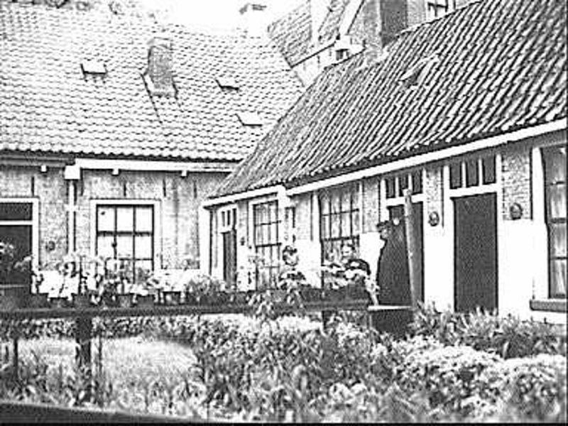 File:HOFJE COLL.S.J.BOUMA,GR.VOOR 42 - Unknown - 20513709 - RCE.jpg