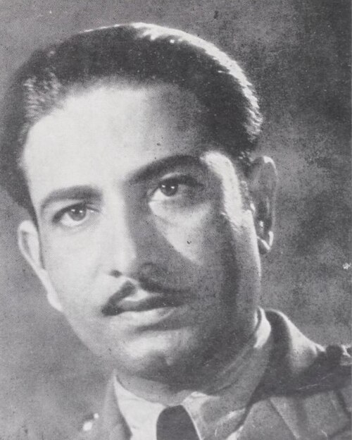 Shivdasani in The Return of Toofan Mail (1942)