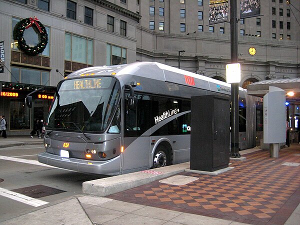 A HealthLine rapid transit bus, a New Flyer DE60LFA, at Public Square