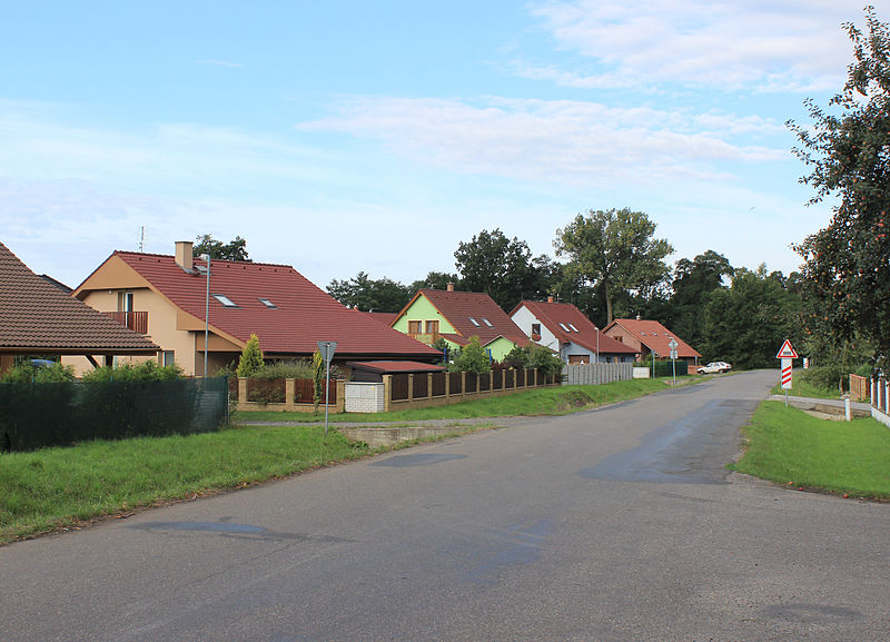 File:Hořátev,west part.jpg