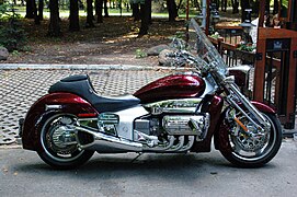 Honda Valkyrie 6-cylindres de Honda Gold Wing 1500 et 1800 GL (2004).