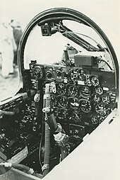 Instrument panel in the F-84F cockpit Instrumentenpaneel in de cockpit van de F-84F (2157 007128).jpg