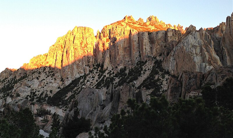 File:Kettle Peak sunrise.jpg