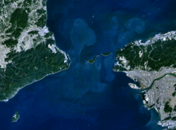 Kitan Strait httpsuploadwikimediaorgwikipediacommonsthu