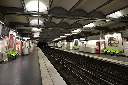 La Muette, Paris Metro, 26 April 2008