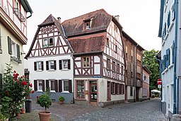 Ladenburg, Heidelberger Straße 2 20170601 002