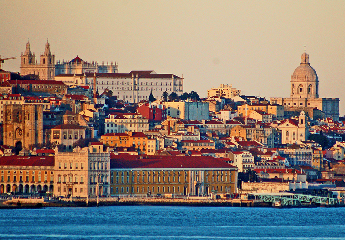 File:Lisboa837 (cropped).png