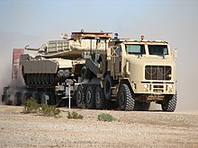 M1 Abrams auf einem Oshkosh M1070