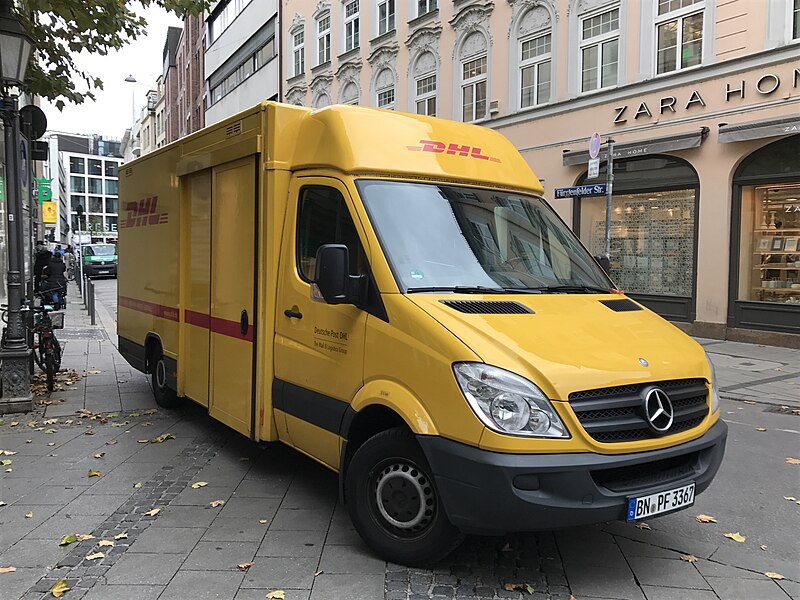 File:MB Sprinter DHL Van.jpg