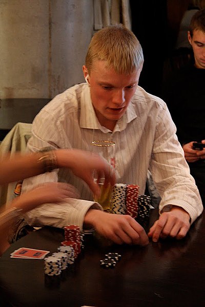 400px-MadisEritLivePoker.jpg