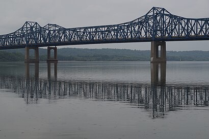 How to get to Mcclugage Bridge with public transit - About the place