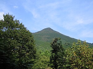 三室山