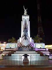 Monumento en homenaje a Miguel Grau.