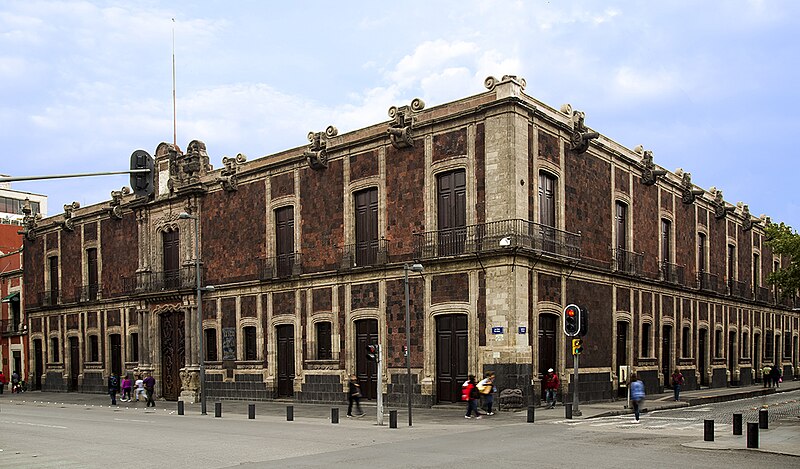 File:Museo de la Ciudad de México. Fotografía Viviana Martínez 2017.jpg