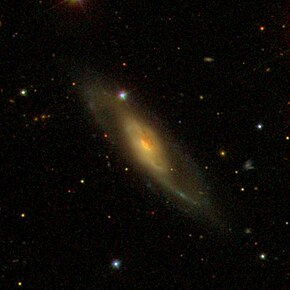 snímek z SDSS der Galaxie NGC 452
