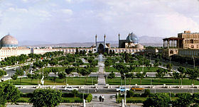 Place Naghch-e Djahan makalesinin açıklayıcı görüntüsü