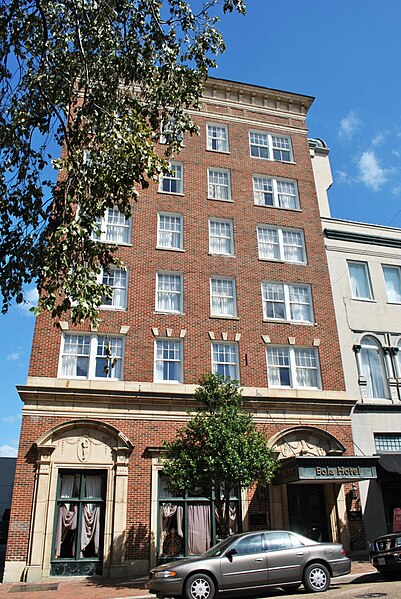 File:Natchez Bluffs and Under-the-Hill Historic District-471.jpg