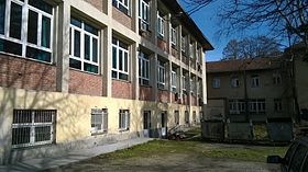 Imagen ilustrativa del artículo Novena escuela secundaria en Belgrado