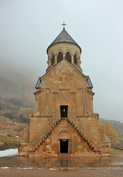 File:Noravank monastery, 13th-century (26).jpg