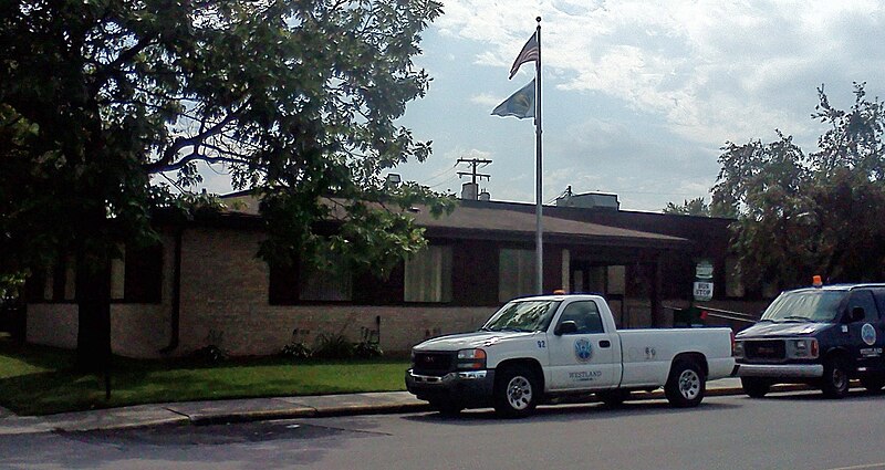 File:NorwayneCommunityCenter.jpg