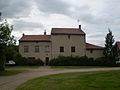 1 Façade d'une autre partie du château de Jeandelaincourt.