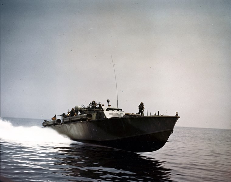 File:PT-332 training off New York in August 1943.jpg