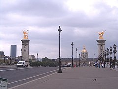 Paris, Pont Alexandre III - panoramio.jpg