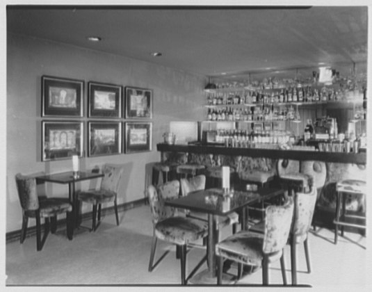 File:Patricia Murphy, restaurant, business in Manhasset, Long Island, New York. LOC gsc.5a20159.tif